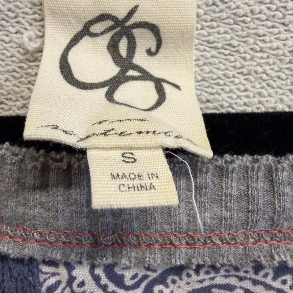 One September Anthropologie Patchwork Bandana Sweatshirt Boho Small - Picture 2 of 4